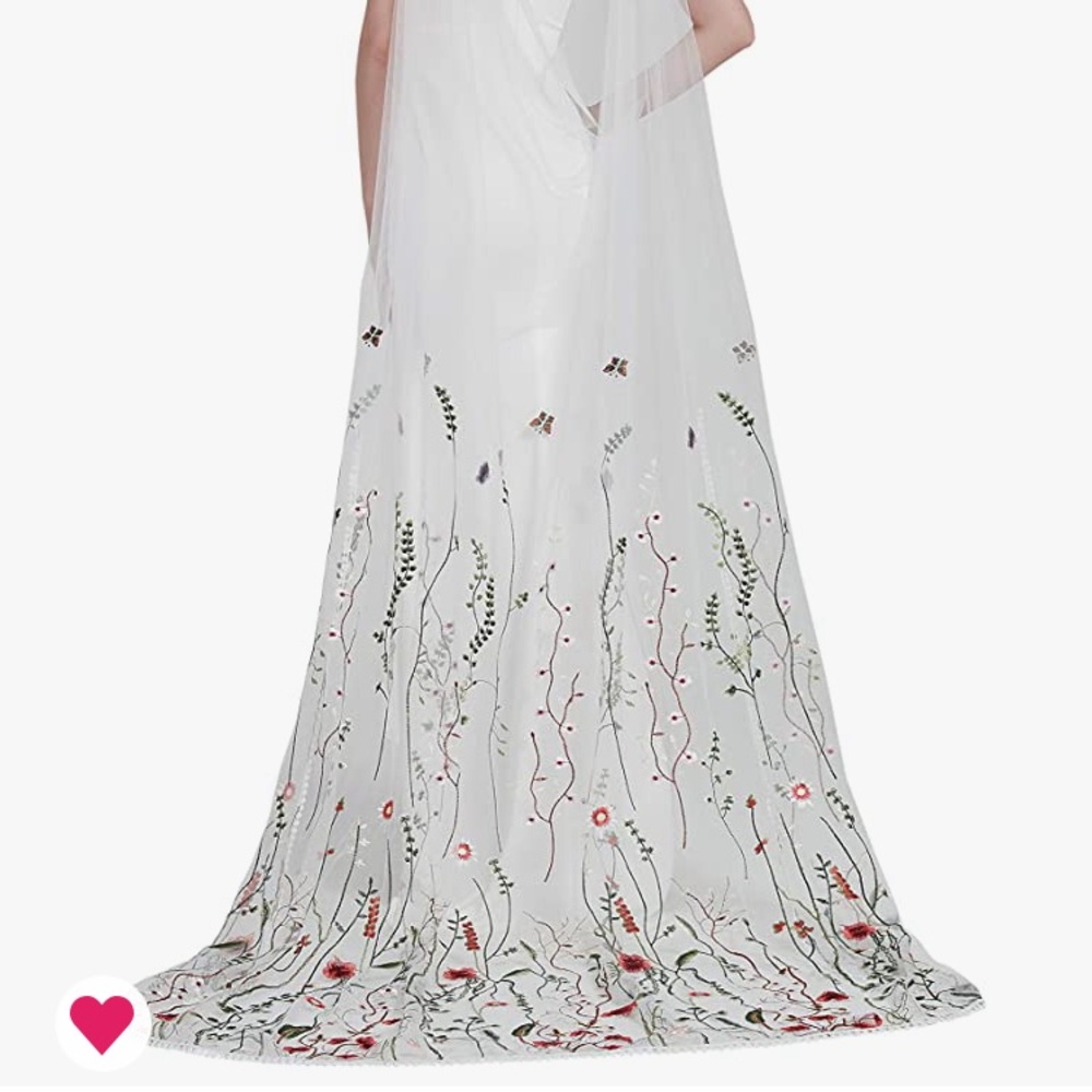 NWOT Embroidered Wildflower Wedding Bridal Veil Cape